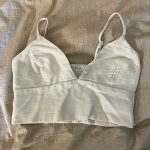 Never worn! Fits like an XXS/Xs super cute !!